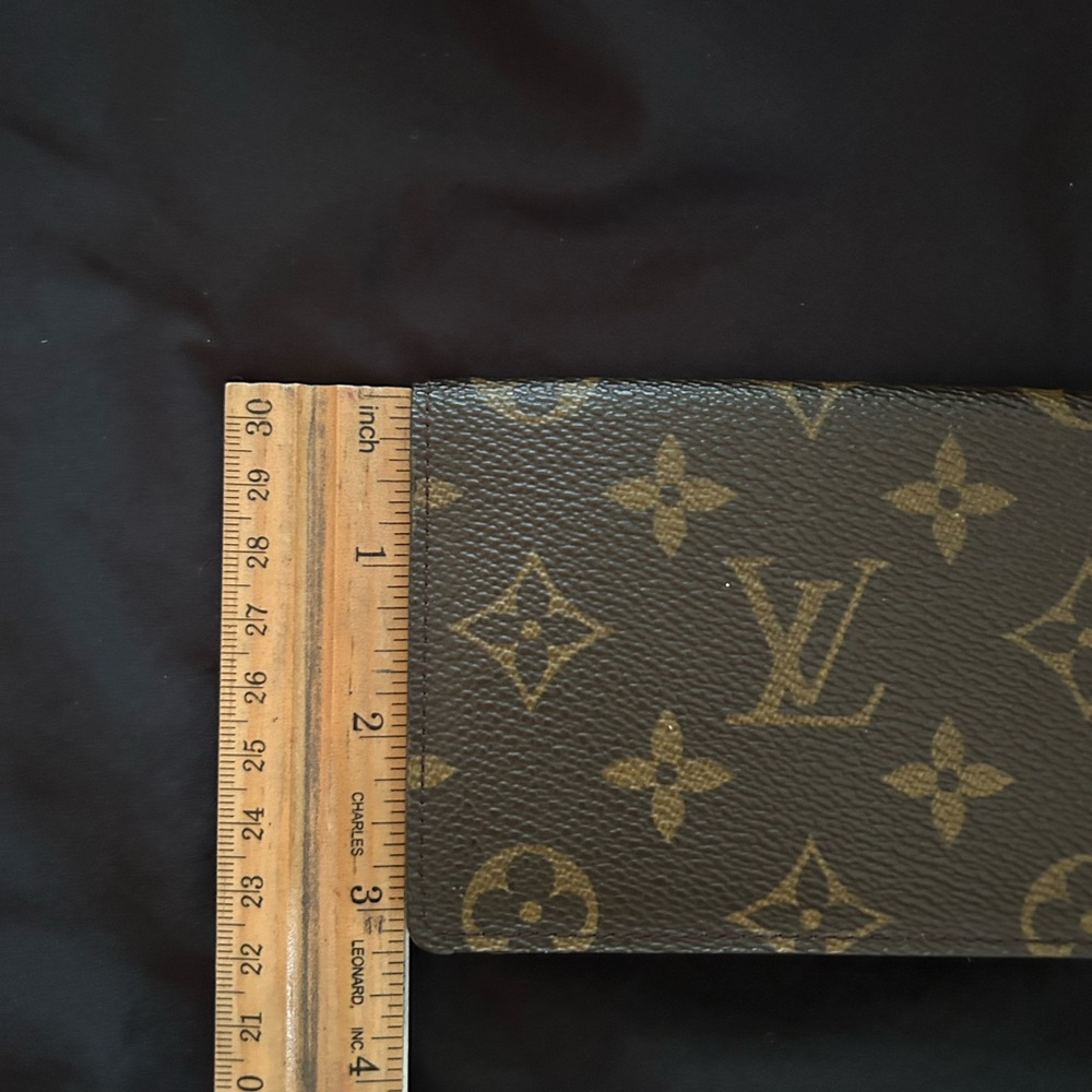 Vintage Louis Vuitton Card Holder - Picture 13 of 15